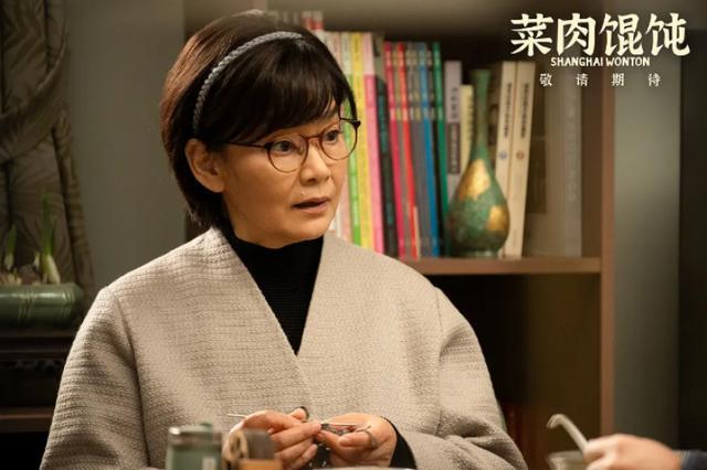 改编为评弹版金莹谈《菜肉馄饨》人物台词改几十稿新葡京从文本向影像转化：高博文讲《繁花》如何(图1)