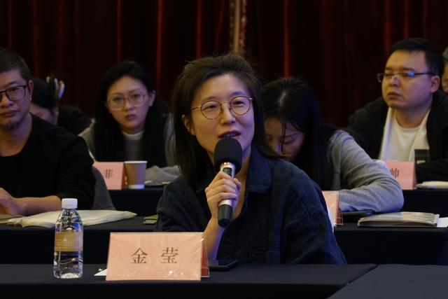 改编为评弹版金莹谈《菜肉馄饨》人物台词改几十稿新葡京从文本向影像转化：高博文讲《繁花》如何(图4)